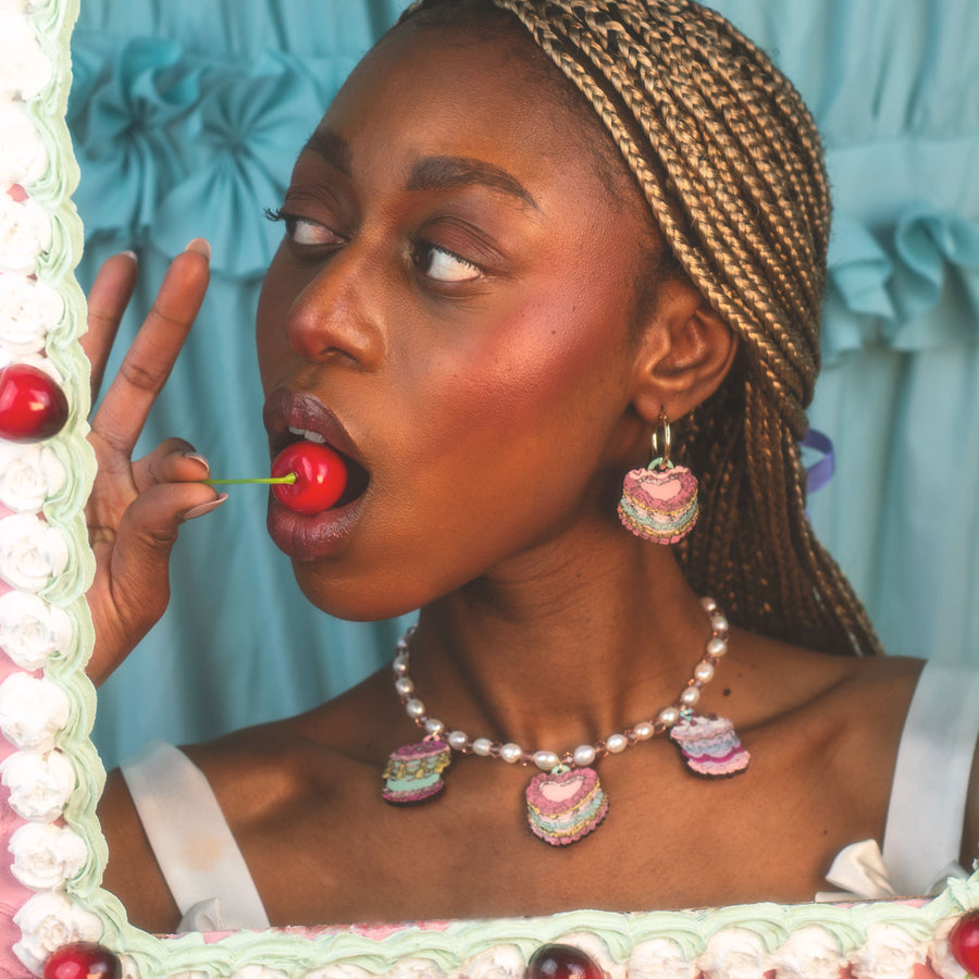 "Eat your cake" Pearl Necklace